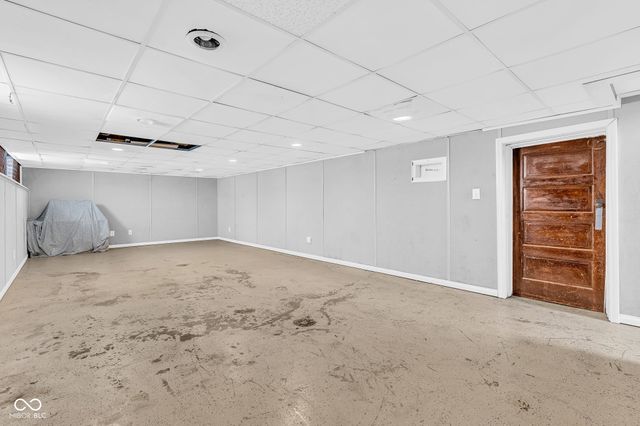 6530 Shelbyville Road, Indianapolis, IN 46237