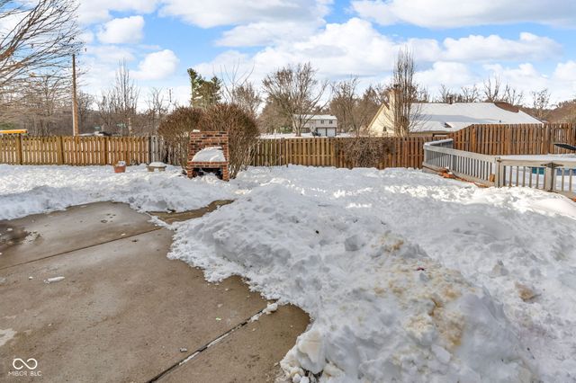 6530 Shelbyville Road, Indianapolis, IN 46237