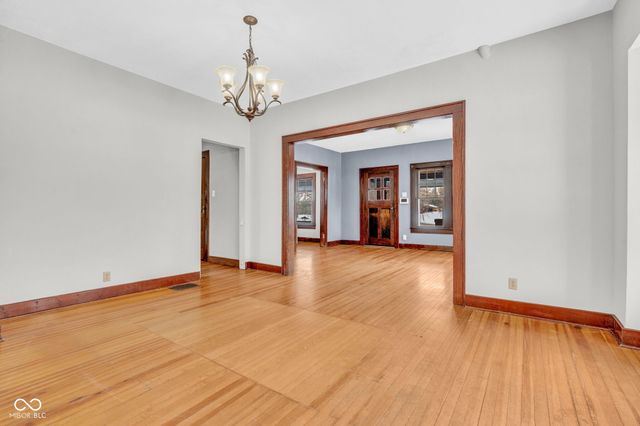 6530 Shelbyville Road, Indianapolis, IN 46237