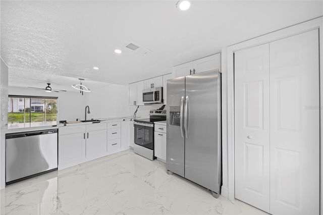 4306 MADEIRA COURT 3335, Sarasota, FL 34233