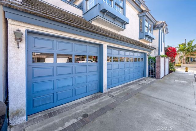 40 E Neapolitan, Long Beach, CA 90803