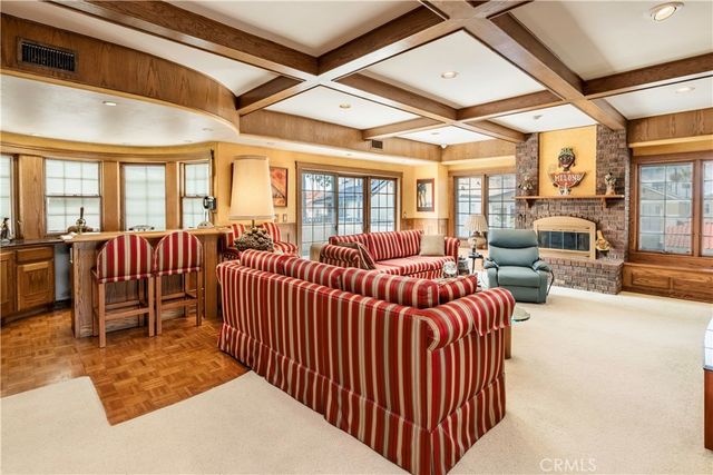 40 E Neapolitan, Long Beach, CA 90803