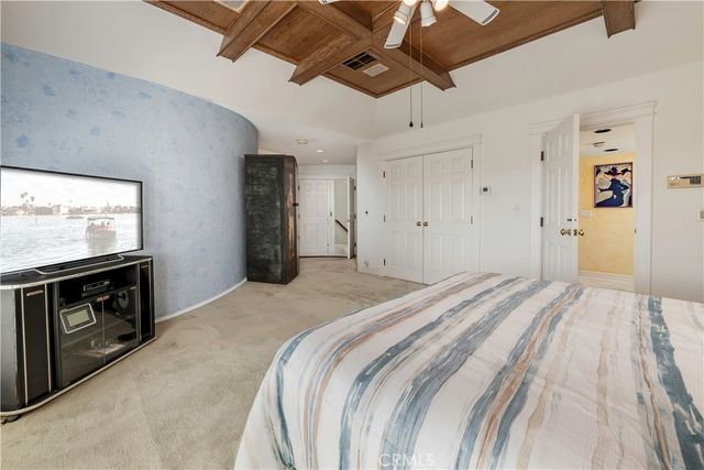 40 E Neapolitan, Long Beach, CA 90803