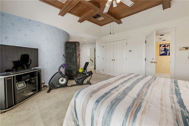 40 E Neapolitan, Long Beach, CA 90803