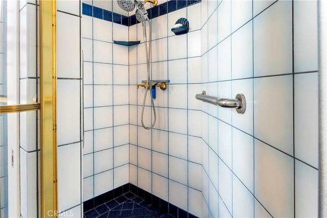 40 E Neapolitan, Long Beach, CA 90803