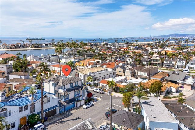 40 E Neapolitan, Long Beach, CA 90803