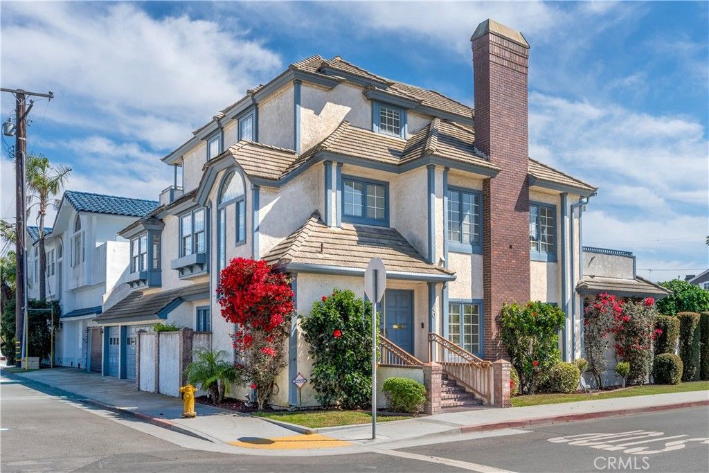 40 E Neapolitan, Long Beach, CA 90803