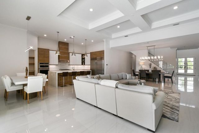 540 Sonoma Isles Circle, Jupiter, FL 33478
