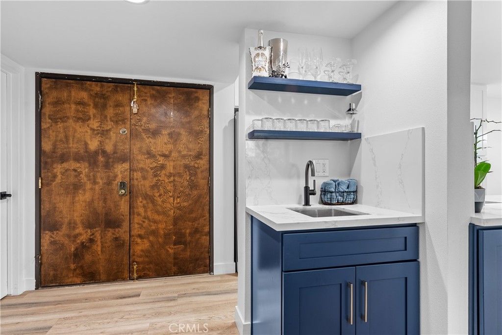 5325 Lindley Avenue 106, Tarzana, CA 91356 — photo 3