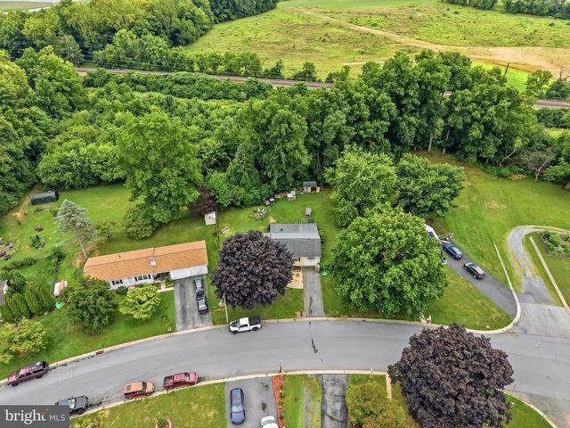 143 ASPEN AVE, Sinking Spring, PA 19608