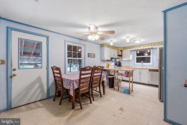 143 ASPEN AVE, Sinking Spring, PA 19608