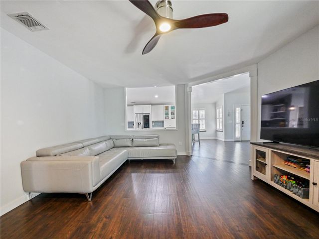 5327 ROCKBOURNE COURT, Orlando, FL 32812