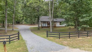 8036 Keys Branch Road, Nunnelly, TN 37137