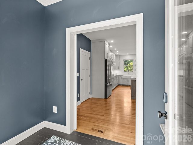 1066 Columbine Road, Asheville, NC 28803