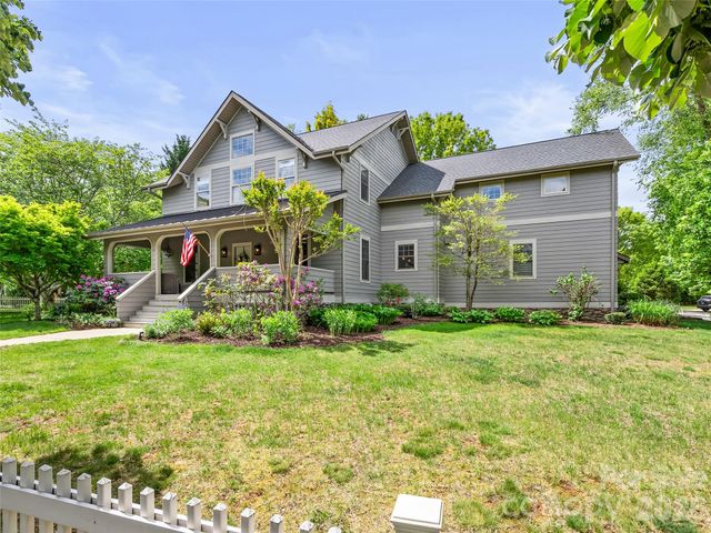 1066 Columbine Road, Asheville, NC 28803