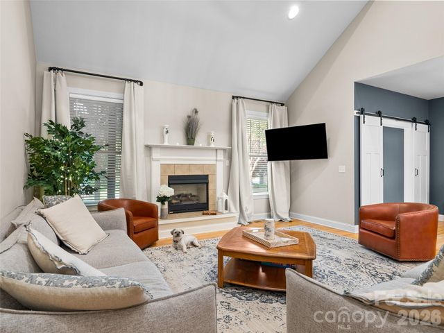 1066 Columbine Road, Asheville, NC 28803