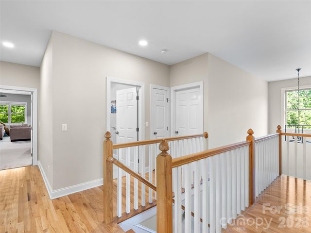 1066 Columbine Road, Asheville, NC 28803