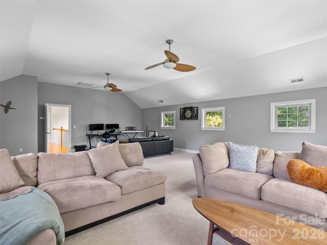 1066 Columbine Road, Asheville, NC 28803