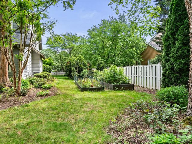 1066 Columbine Road, Asheville, NC 28803