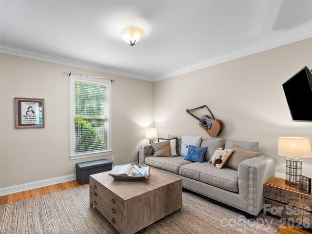 1066 Columbine Road, Asheville, NC 28803