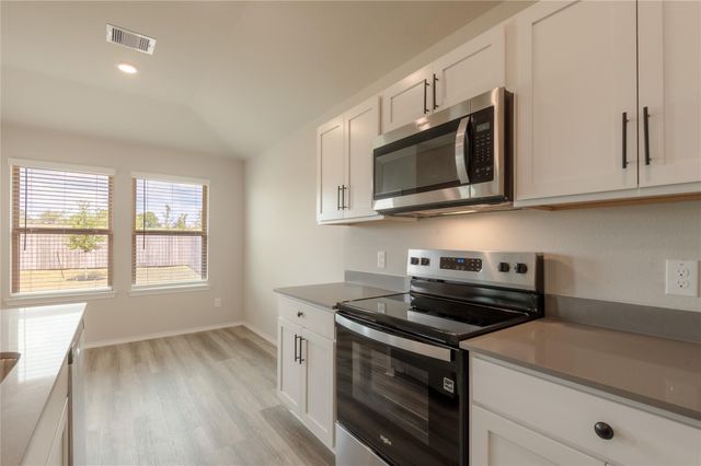 217 Rockbridge Drive, Huntsville, TX 77340