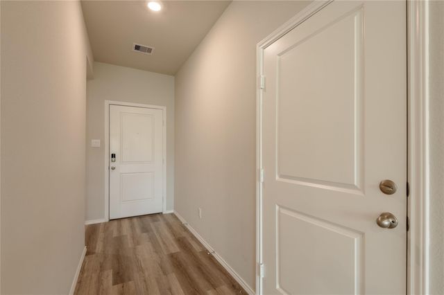217 Rockbridge Drive, Huntsville, TX 77340