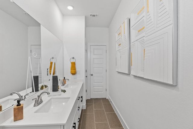 100 Slater CT, Liberty Hill, TX 78642