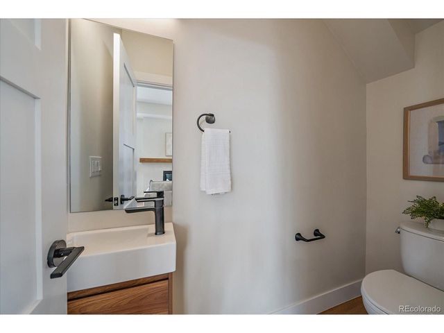 1370 Lowell Blvd 5, Denver, CO 80204