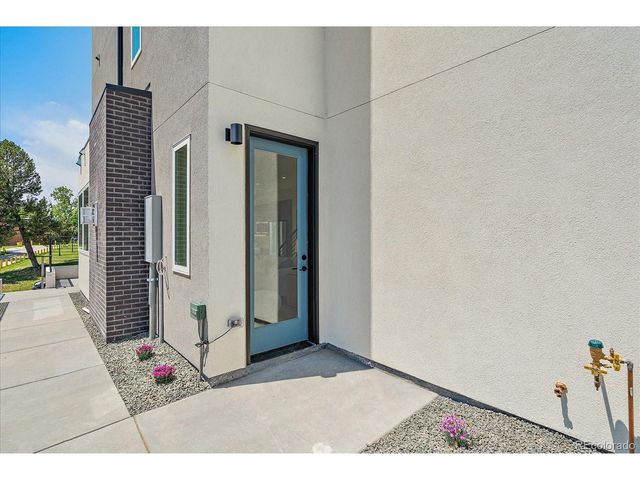 1370 Lowell Blvd 5, Denver, CO 80204