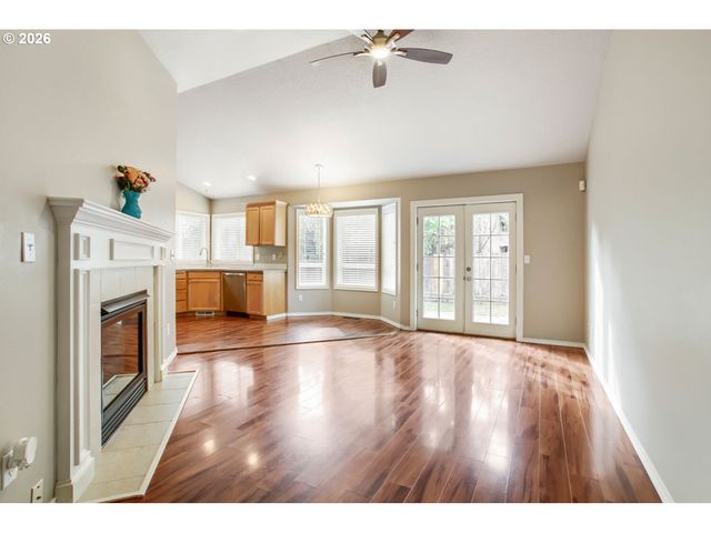 2620 Nw 19TH Cir, Camas, WA 98607
