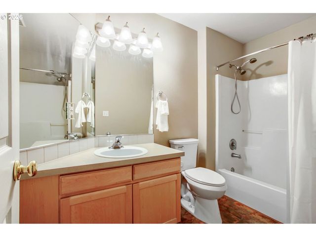 2620 Nw 19TH Cir, Camas, WA 98607