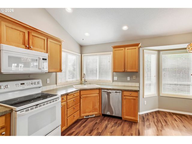 2620 Nw 19TH Cir, Camas, WA 98607