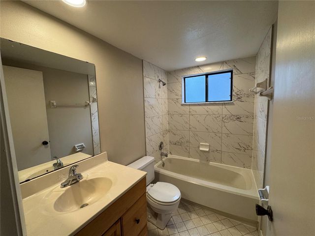 2365 OAK PARK WAY 109, Orlando, FL 32822