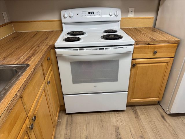 2365 OAK PARK WAY 109, Orlando, FL 32822