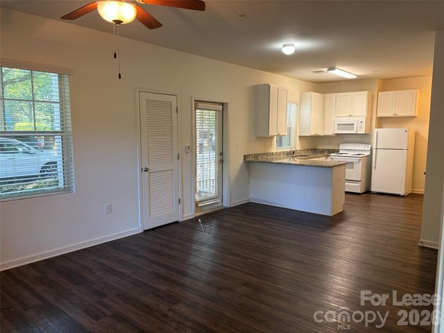 17905 Delmas Drive 106, Cornelius, NC 28031