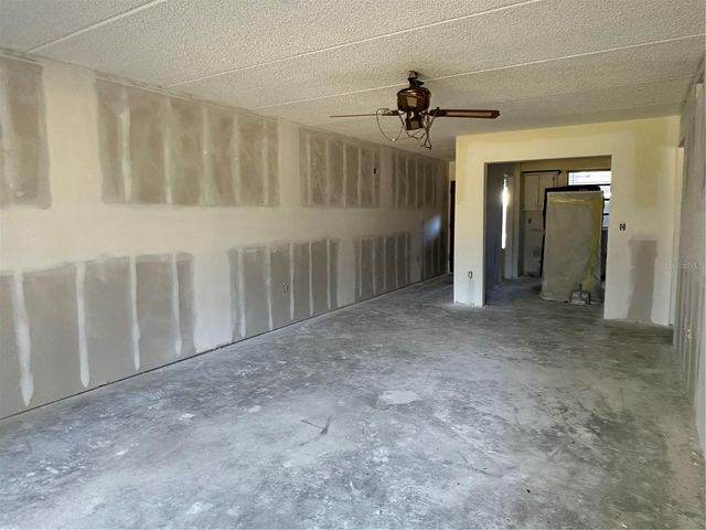 5228 CYPRESS CREEK DRIVE 105, Orlando, FL 32811