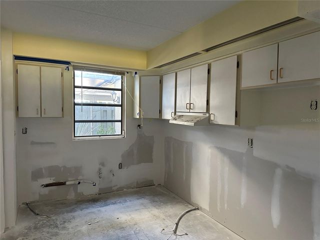 5228 CYPRESS CREEK DRIVE 105, Orlando, FL 32811