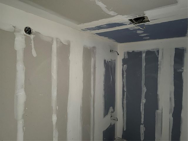 5228 CYPRESS CREEK DRIVE 105, Orlando, FL 32811