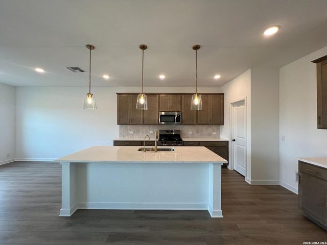 150 Desert Cactus, San Antonio, TX 78253