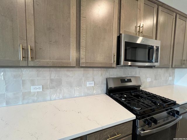 150 Desert Cactus, San Antonio, TX 78253