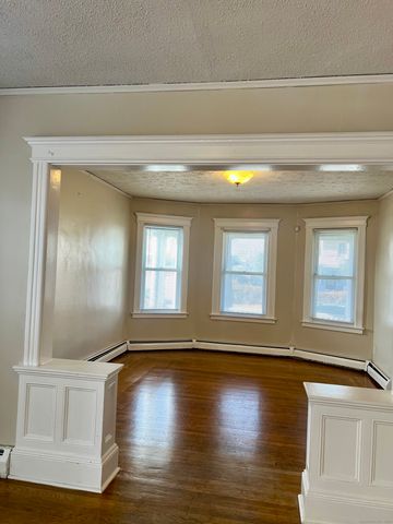 378 Prospect Avenue 1 FL, Hartford, CT 06105