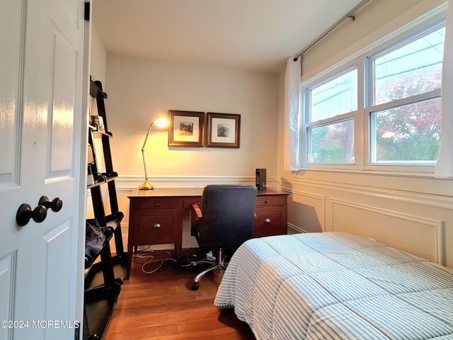 203 Bridge Avenue, Point Pleasant, NJ 08742