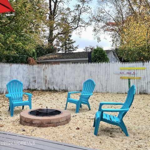 203 Bridge Avenue, Point Pleasant, NJ 08742