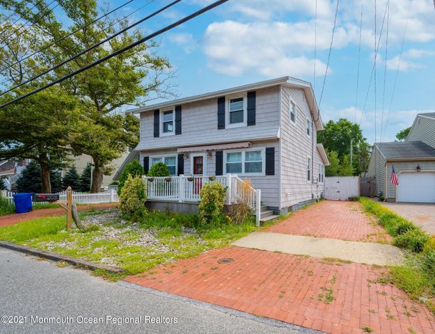 203 Bridge Avenue, Point Pleasant, NJ 08742