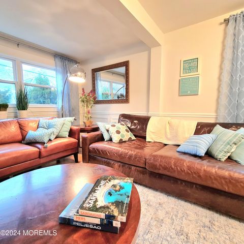 203 Bridge Avenue, Point Pleasant, NJ 08742