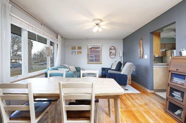 2718 Dosh Road, Des Moines, IA 50310