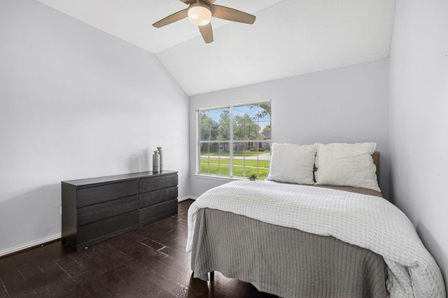 9803 N Bank Way, Missouri City, TX 77459