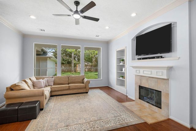 9803 N Bank Way, Missouri City, TX 77459