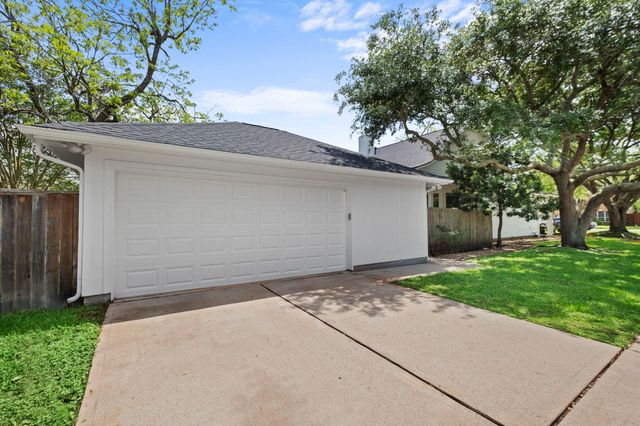 9803 N Bank Way, Missouri City, TX 77459