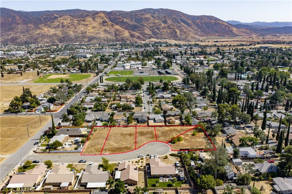 Image 11 of property listing at 0 King, Banning, CA 92220